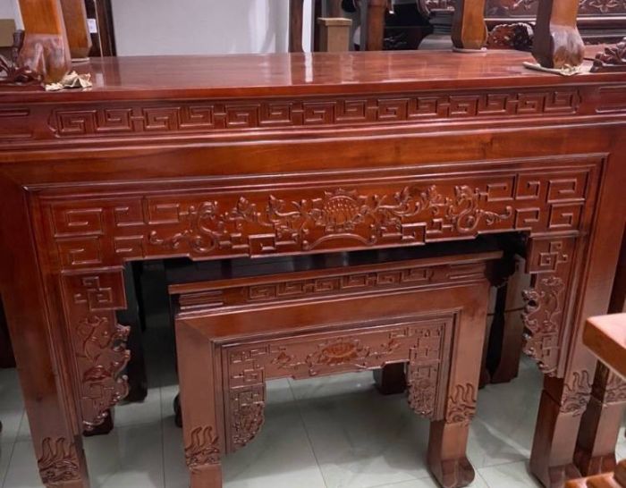 Bàn thờ gia tiên cặp gỗ tràm 1m54